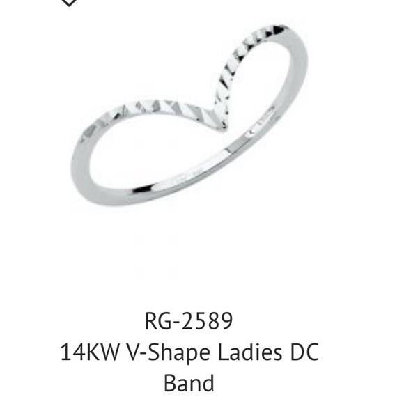 14 k Gold Ring - Picture 2 of 3